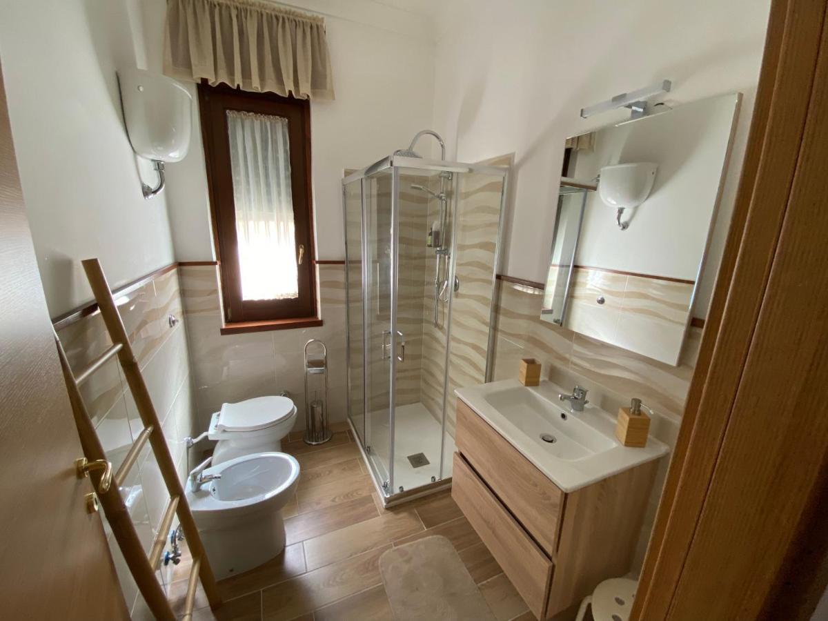 Voce 'E Notte Bed & Breakfast Sant'Antonio Abate Luaran gambar